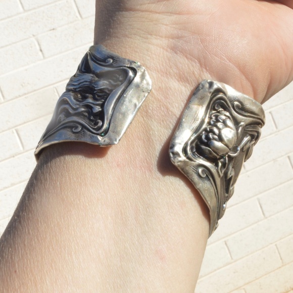 Antique Art Nouveau Lady Face Sterling Bracelet - Picture 6 of 7